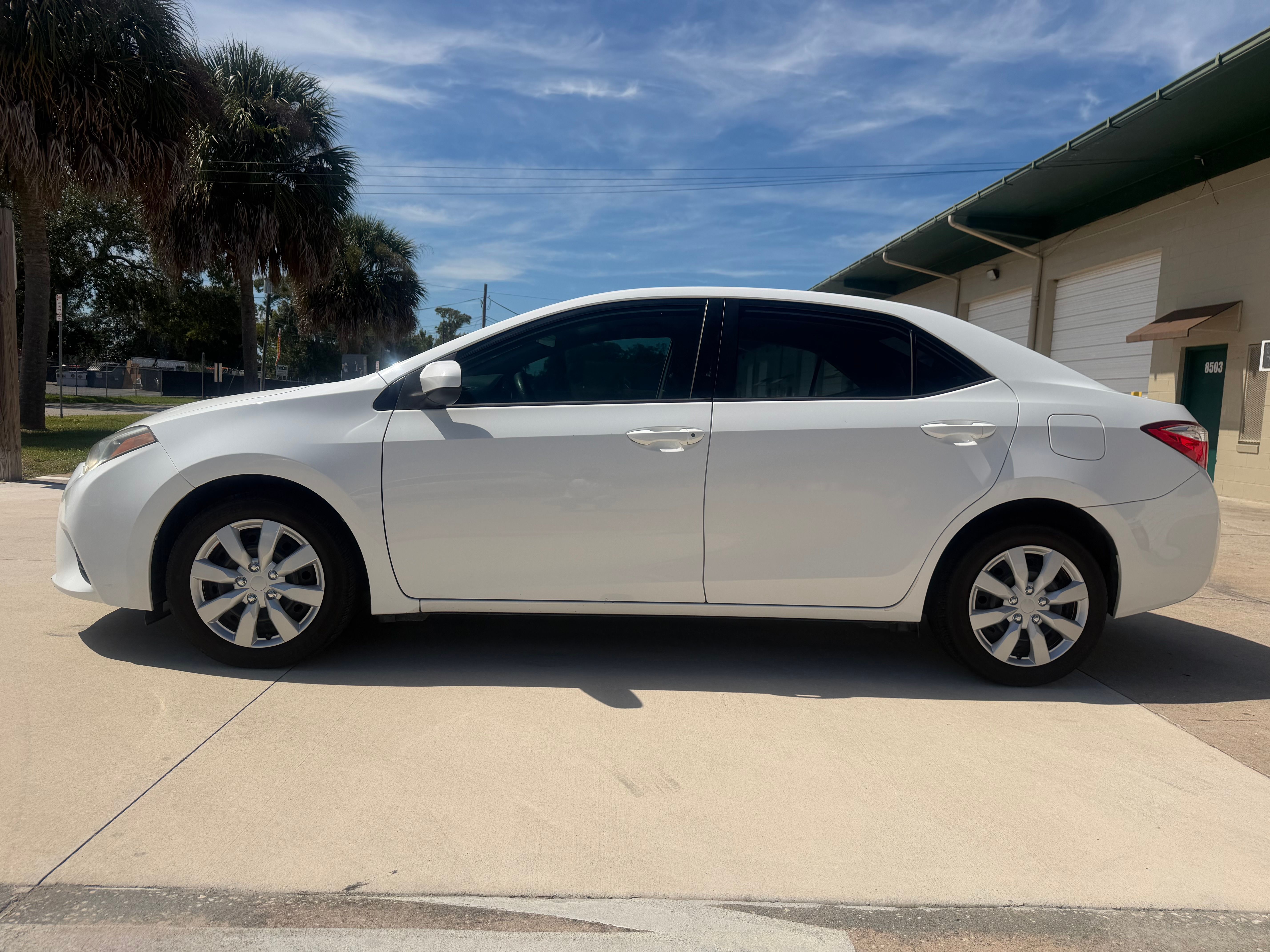 Used 2014 Toyota Corolla LE FWD image 10