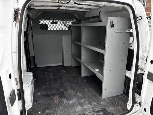 Used 2020 Nissan NV200 SV w/ Back Door Glass Package image 2