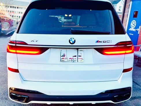 Used 2023 BMW X7 M60i w/ Executive Package image 8
