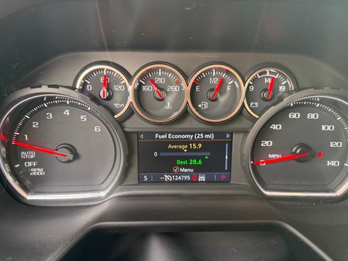 Used 2021 Chevrolet Suburban LS w/ Driver Alert Package image 11