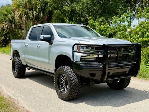 Used 2020 Chevrolet Silverado 1500 LT w/ Fleet Comfort Package AWD/4WD image 1
