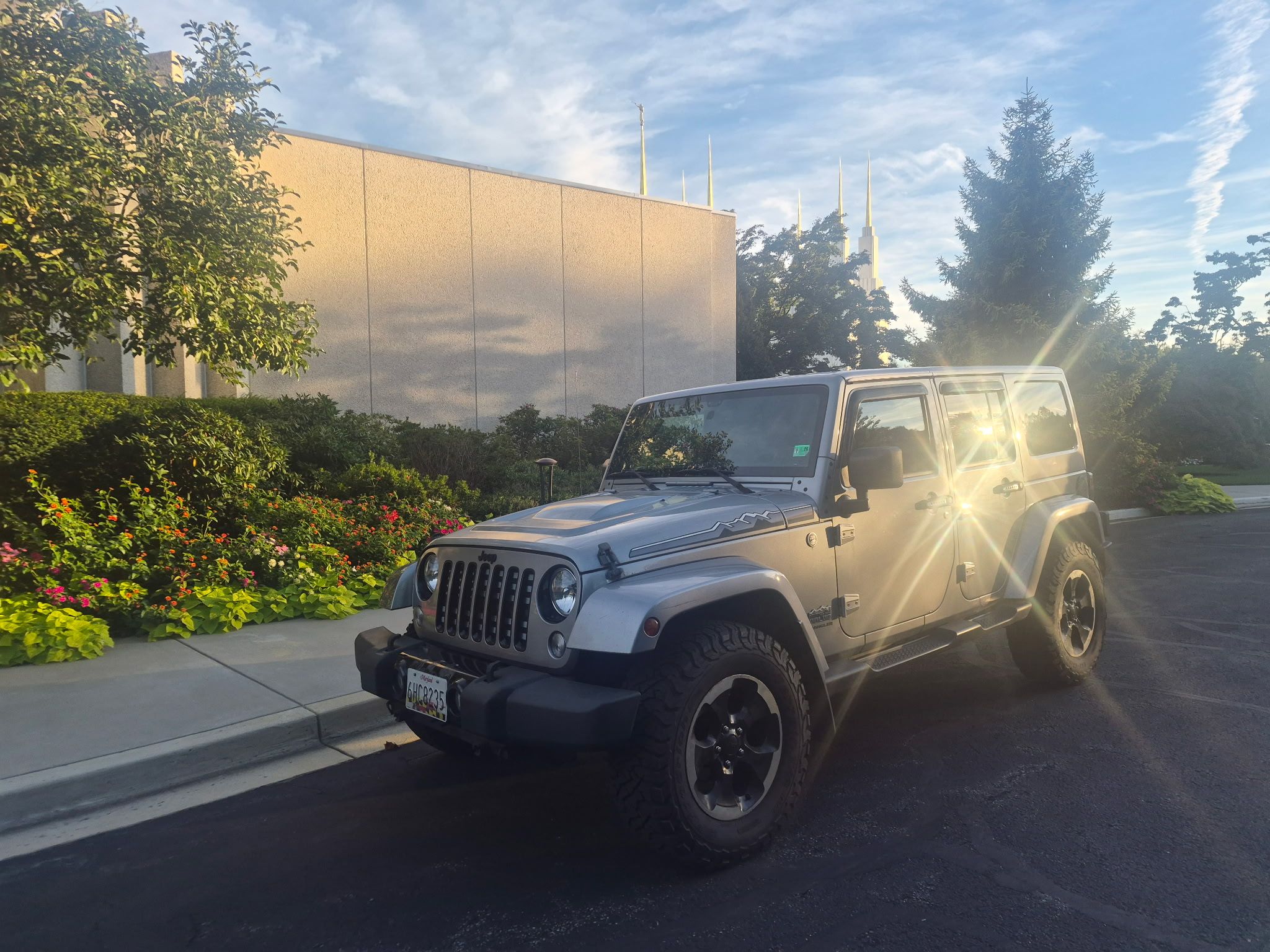 Used 2014 Jeep Wrangler Unlimited Sahara AWD/4WD image 6
