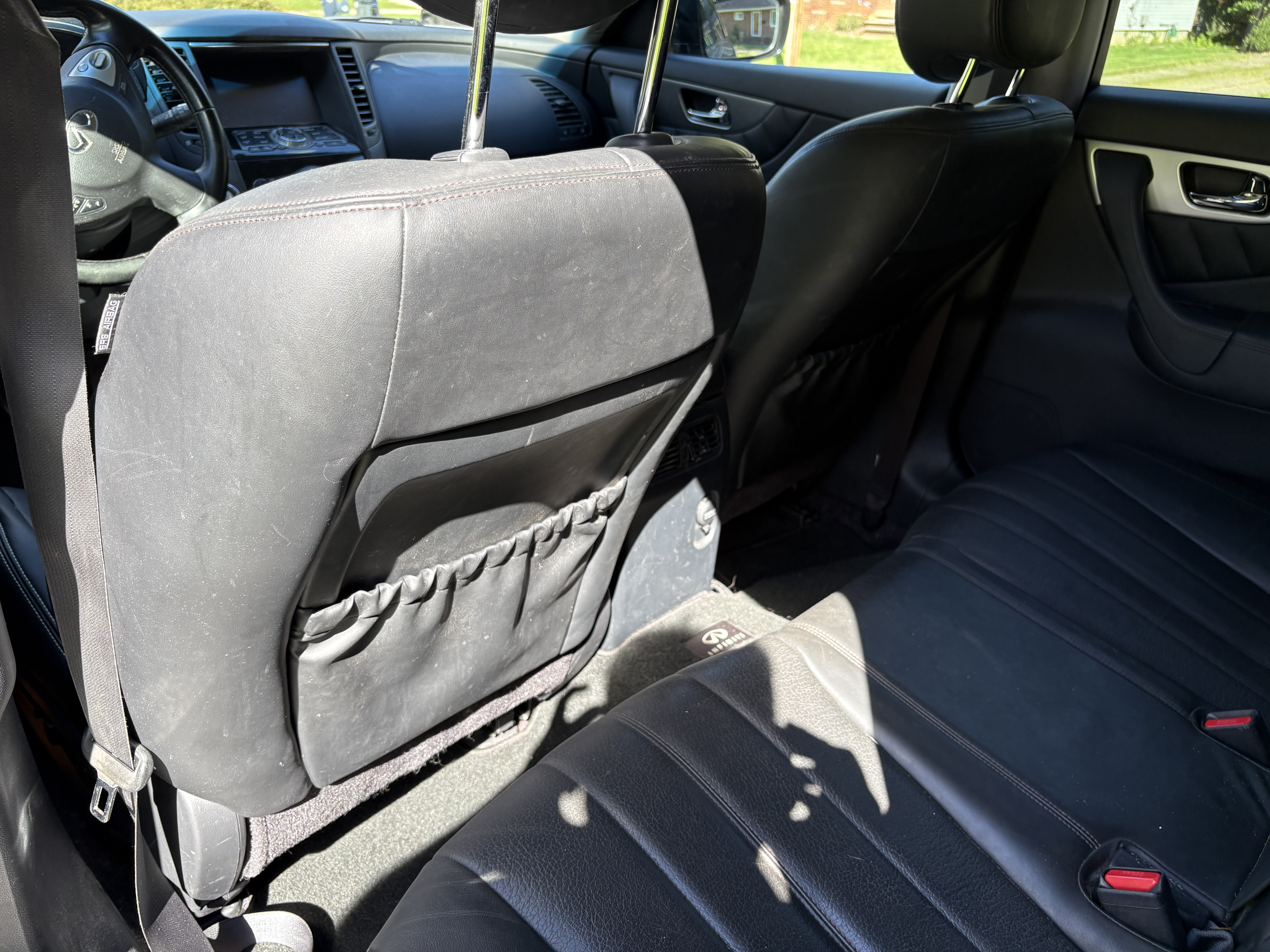 Used 2015 INFINITI QX70 AWD w/ Premium Package image 24