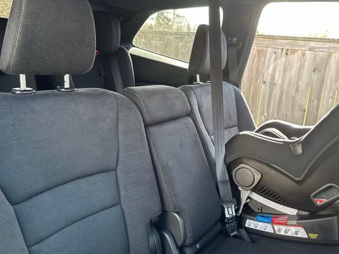 Used 2022 Honda Pilot Sport image 14