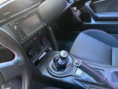Used 2013 Subaru BRZ Premium RWD image 12