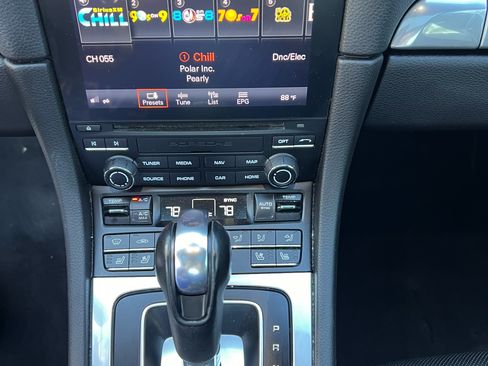 Used 2019 Porsche 911 Carrera S RWD image 19
