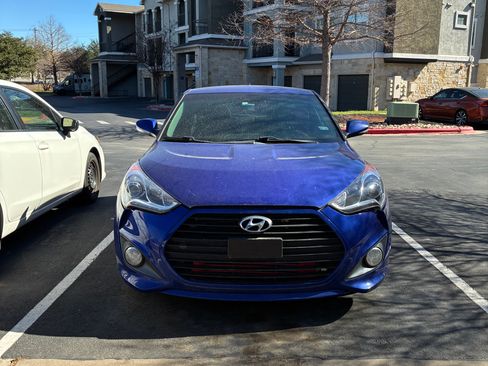 Used 2013 Hyundai Veloster Turbo image 2