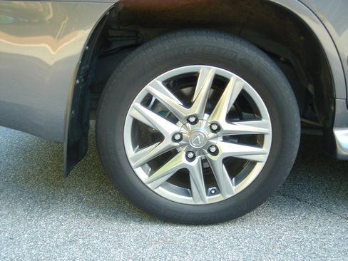 Used 2015 Lexus LX 570 4WD image 12