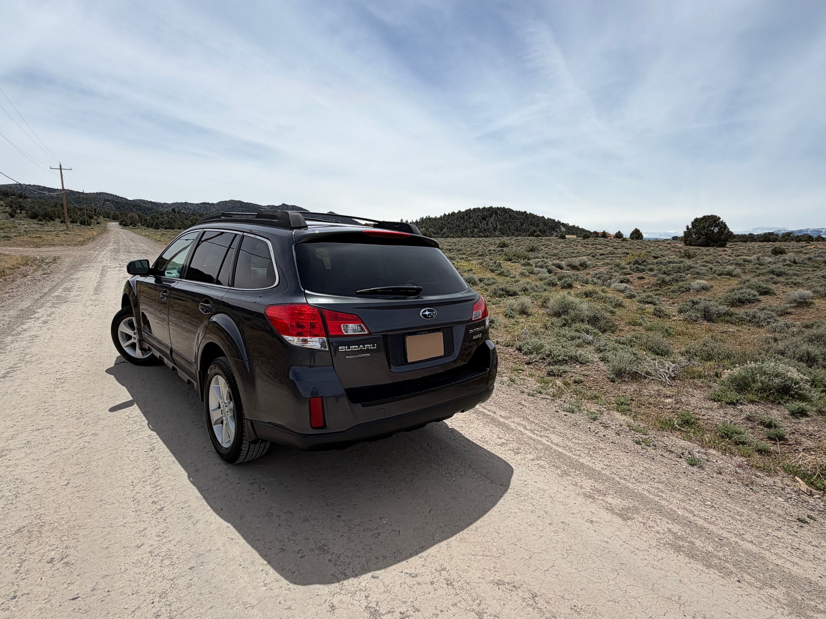 Used 2013 Subaru Outback 2.5i Premium w/ All-Weather Pkg AWD/4WD image 1