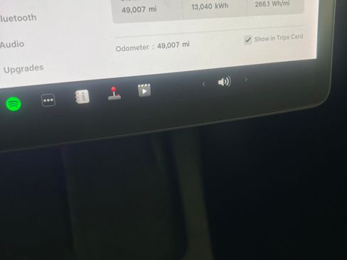 Used 2021 Tesla Model Y Long Range image 27