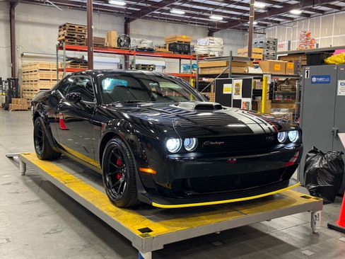 Used 2023 Dodge Challenger R/T Scat Pack RWD image 1