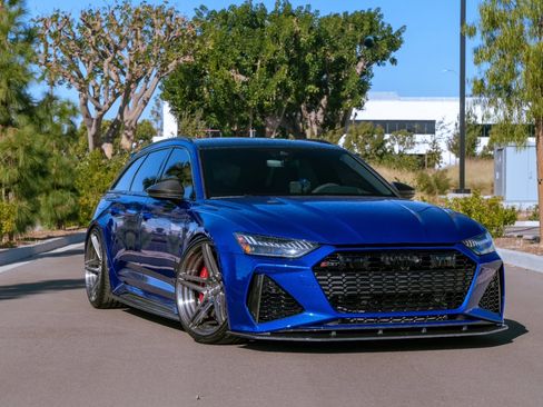 Used 2022 Audi RS 6 AWD/4WD image 25