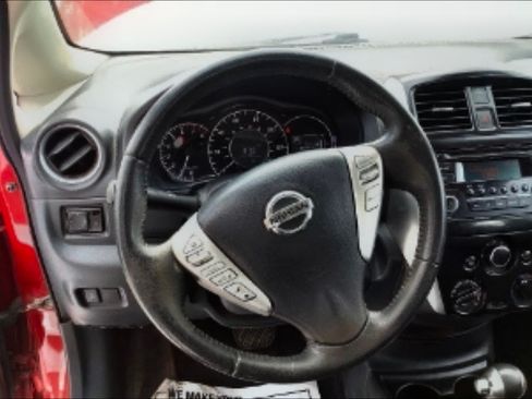 Used 2015 Nissan Versa Note SV FWD image 8