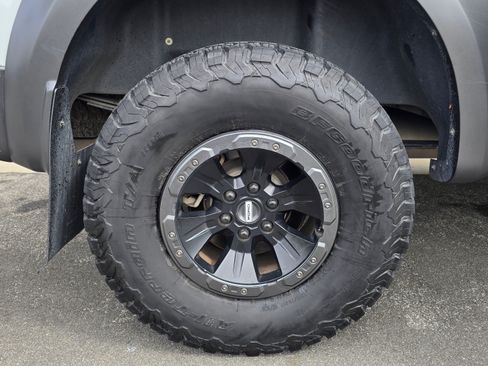 Used 2017 Ford F150 Raptor w/ Equipment Group 802A Luxury AWD/4WD image 18