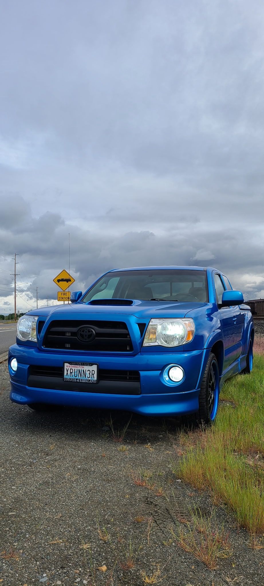 Used 2008 Toyota Tacoma X-Runner w/ Preferred Accessory Pkg RWD image 13