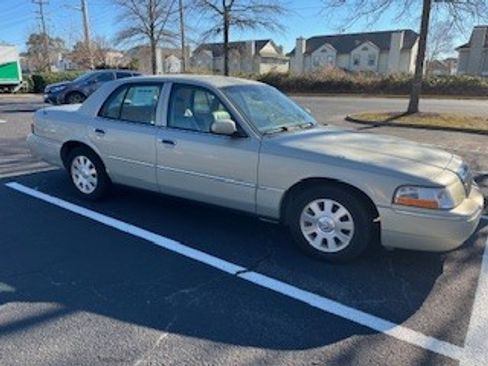 Used 2005 Mercury Grand Marquis LS image 9