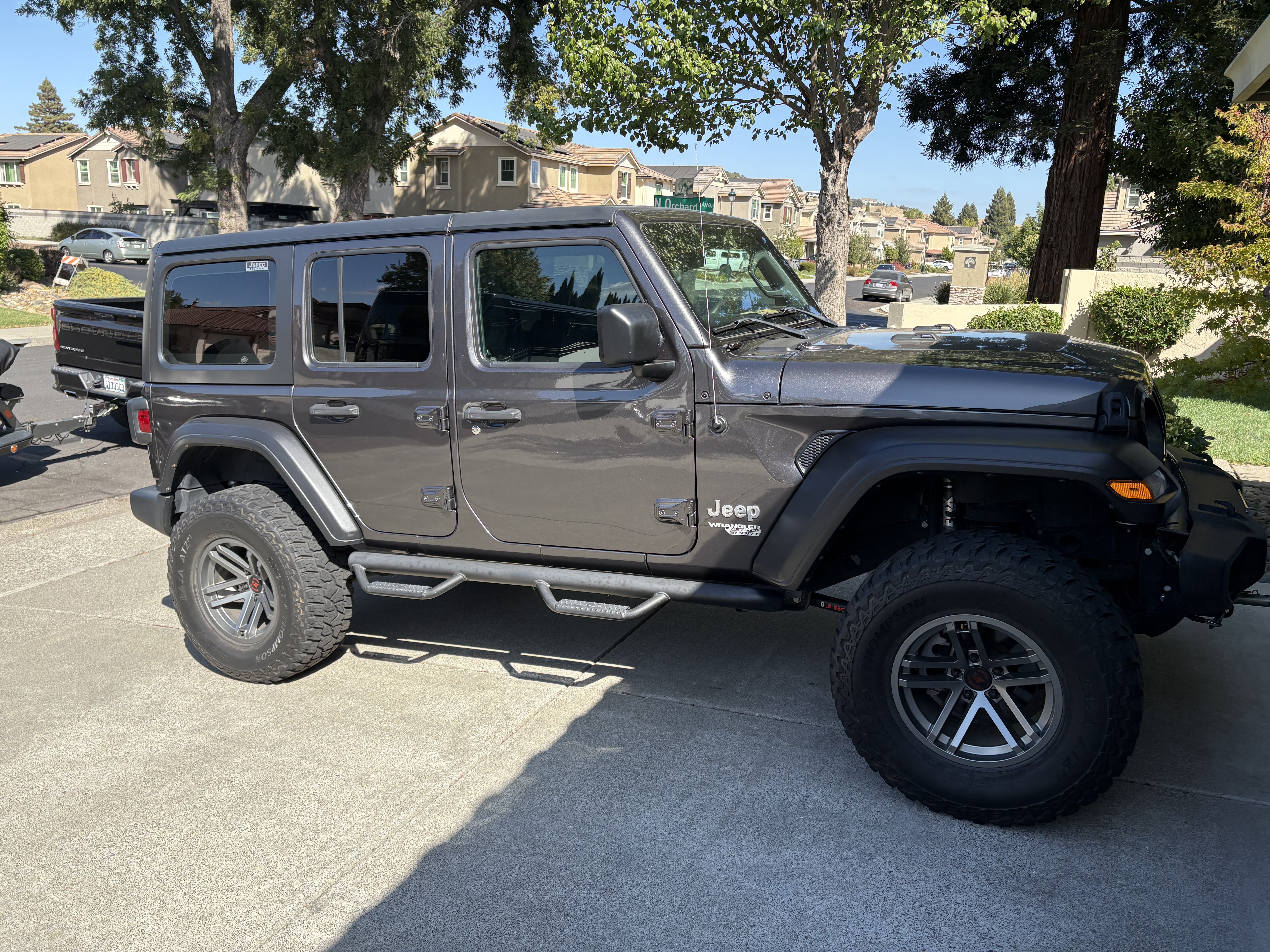 Used 2019 Jeep Wrangler Unlimited Sport AWD/4WD image 2
