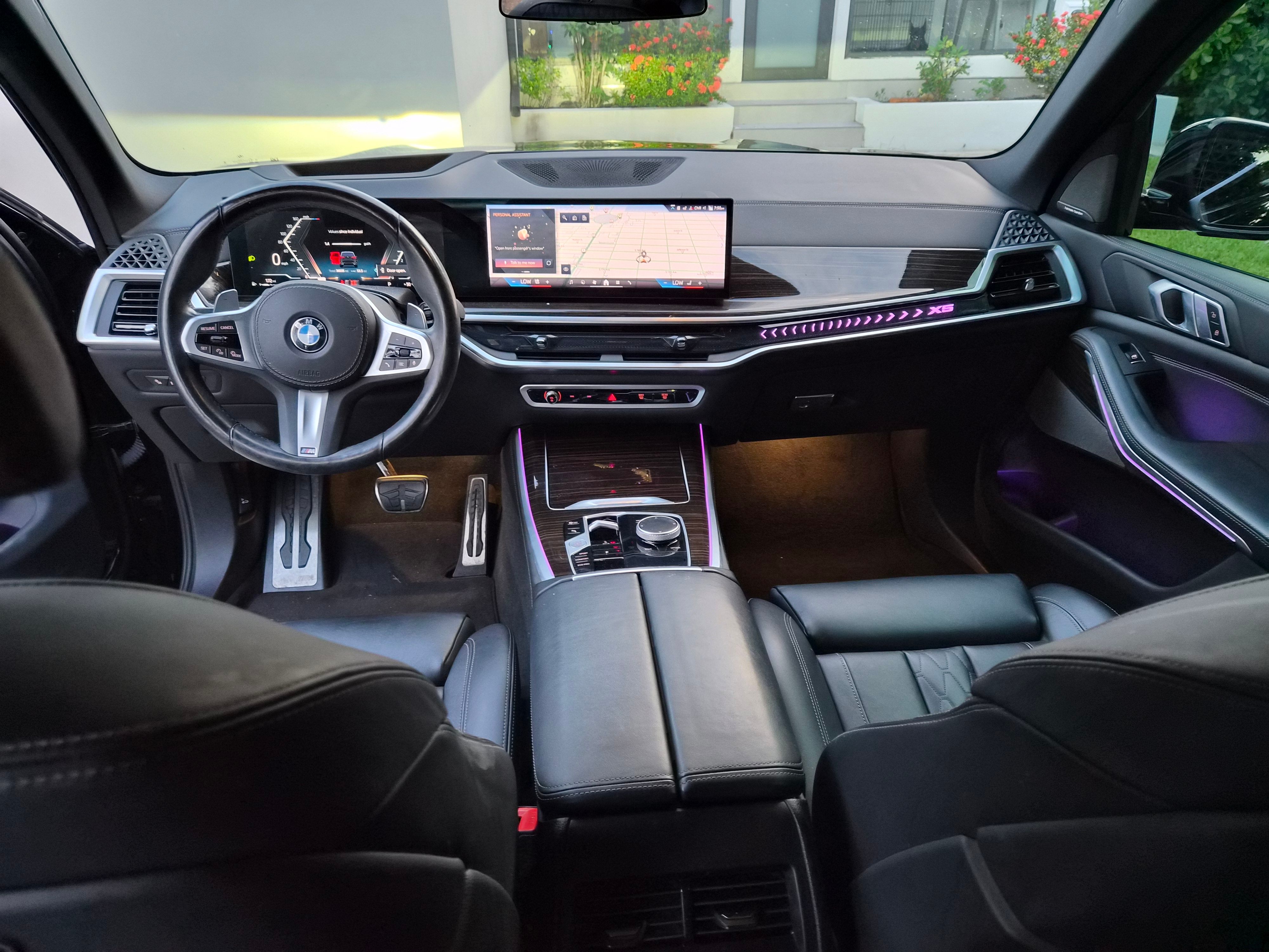 Used 2024 BMW X5 sDrive40i w/ M Sport Package RWD image 4