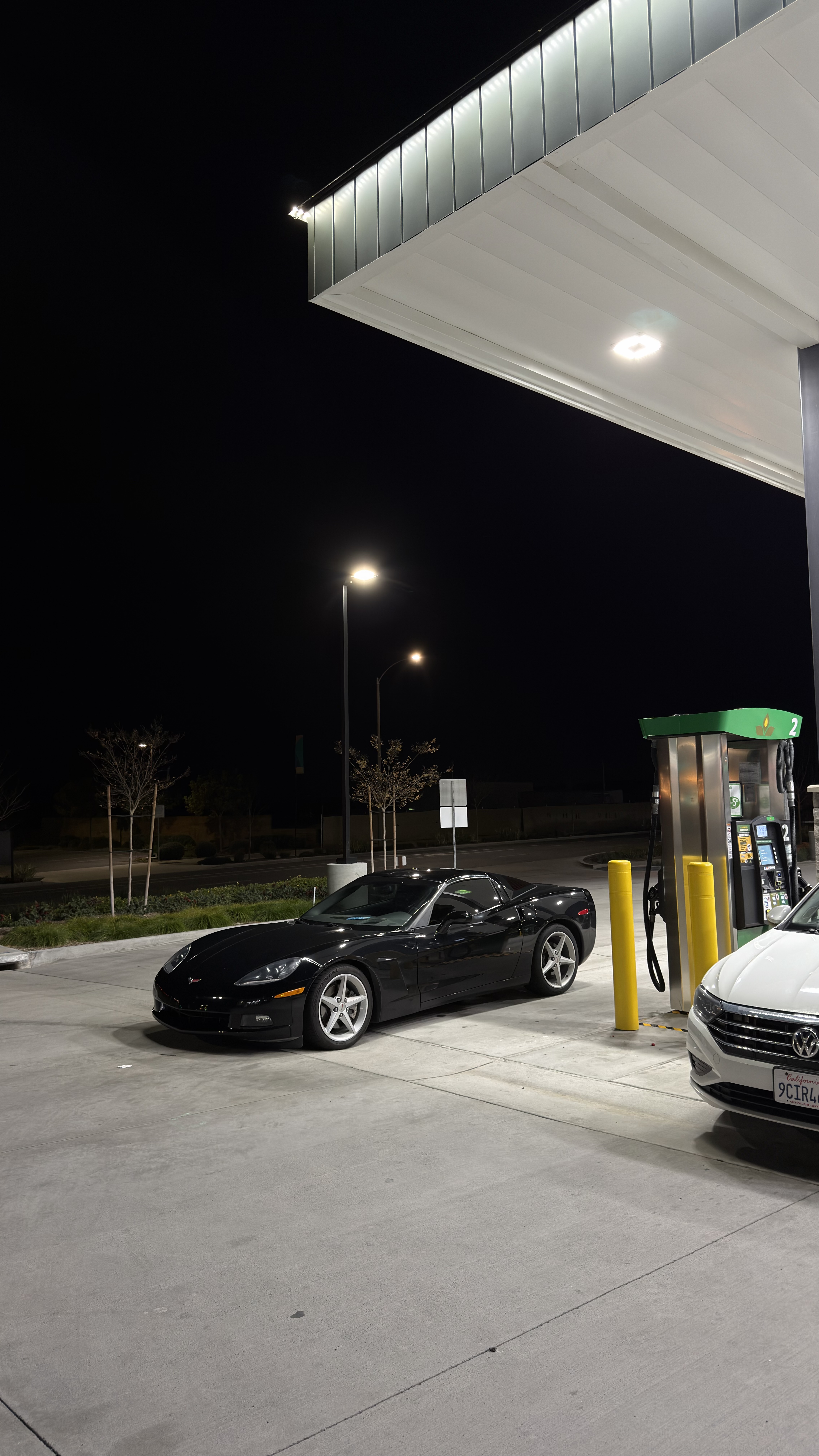 Used 2013 Chevrolet Corvette Coupe w/ 2LT Preferred Equipment Group RWD image 10