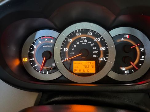 Used 2007 Toyota RAV4 2WD image 16