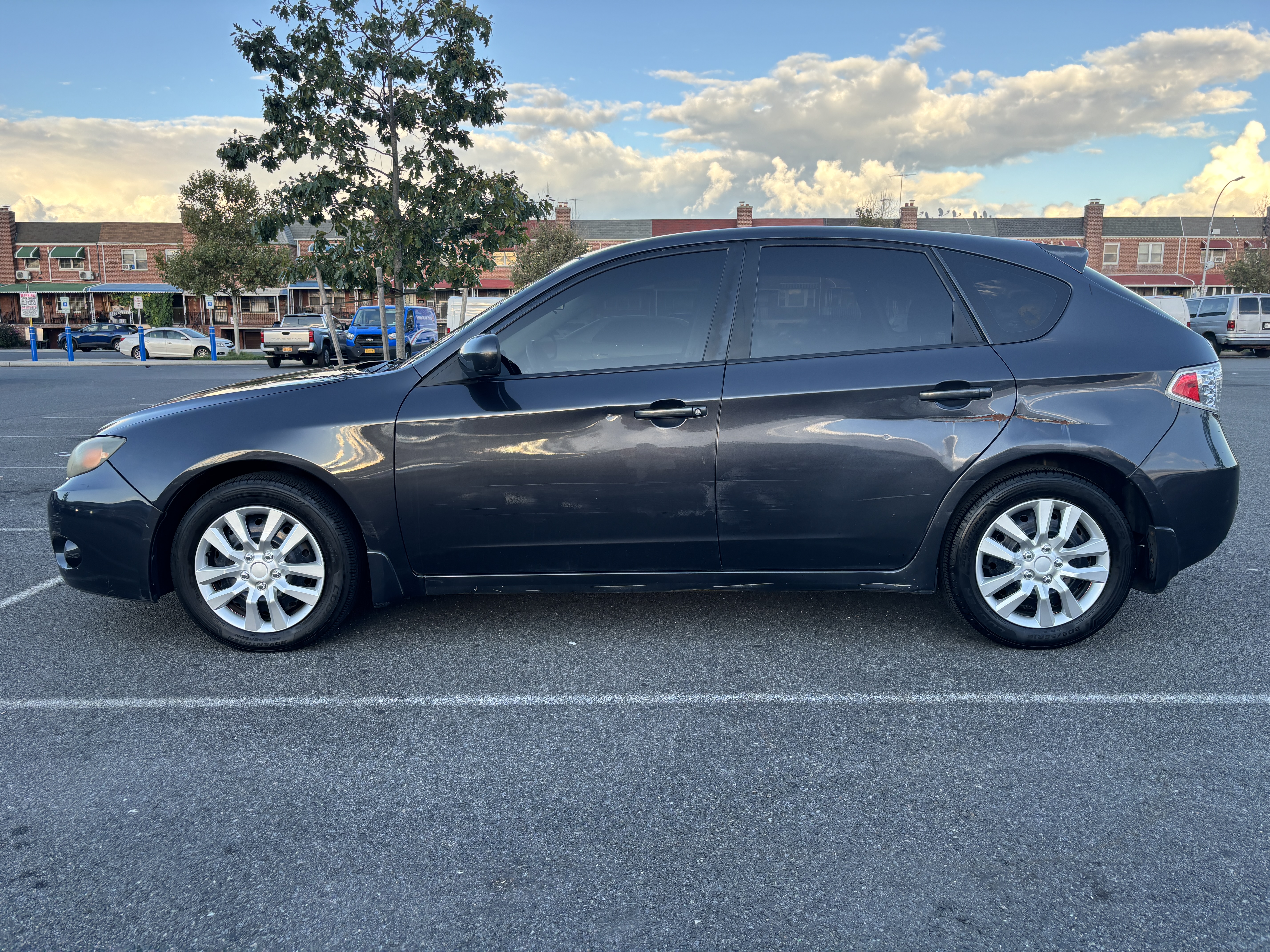 Used 2010 Subaru Impreza 2.5i AWD/4WD image 6
