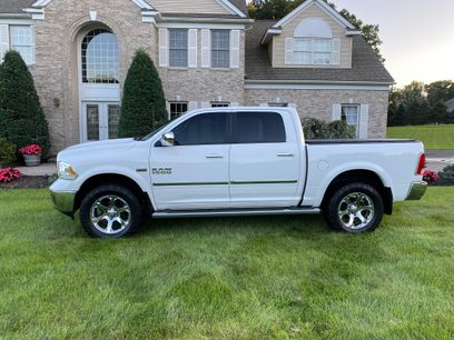 Used 2015 RAM 1500 Laramie w/ Convenience Group