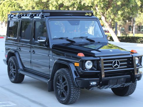 Used 2011 Mercedes-Benz G 550 G 550 4MATIC Sport Utility 4D image 5