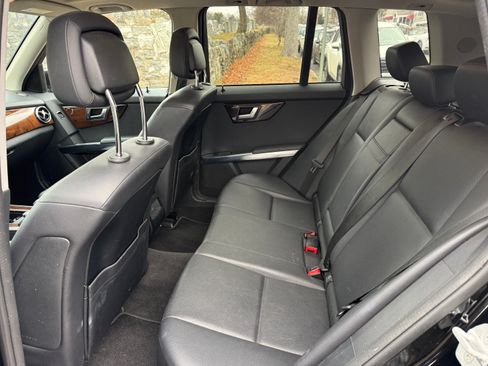 Used 2013 Mercedes-Benz GLK 350 4MATIC image 13