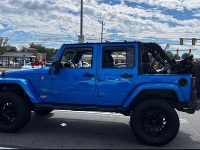 Used 2016 Jeep Wrangler Unlimited Sahara w/ Connectivity Group