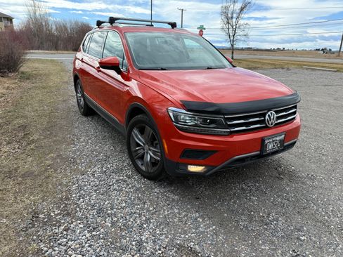Used 2018 Volkswagen Tiguan SEL Premium image 6