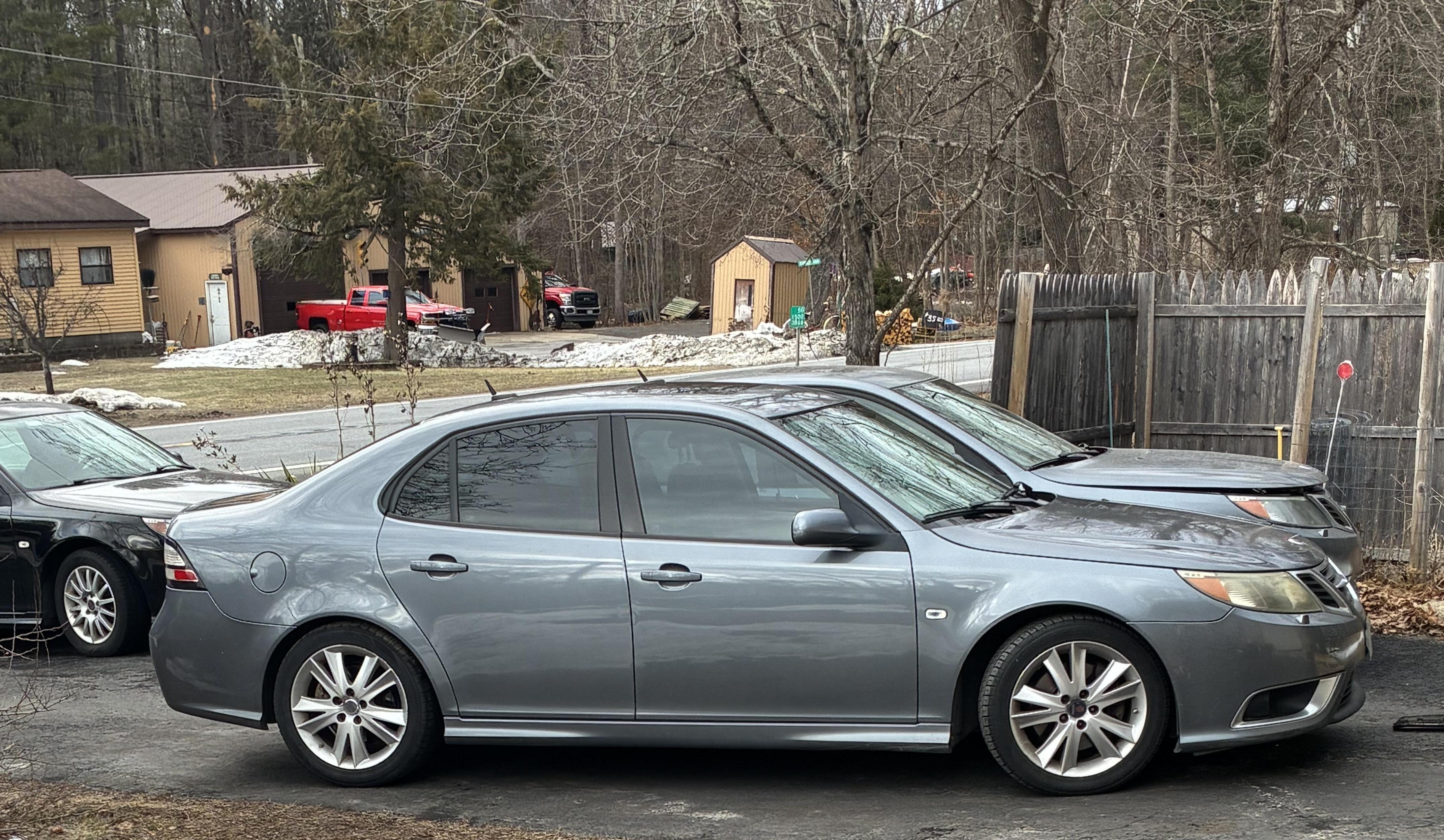 Used 2008 Saab 9-3 Aero w/ Cold Weather Package FWD image 2
