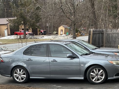 Used 2008 Saab 9-3 Aero w/ Cold Weather Package FWD image 2