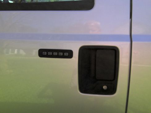 Used 2016 Ford F250 XLT w/ XLT Premium Package image 11