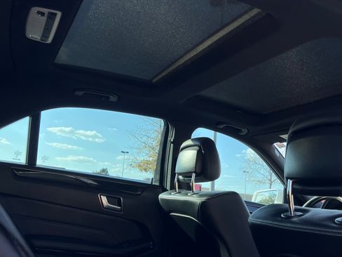 Used 2016 Mercedes-Benz E 350 Sedan image 10