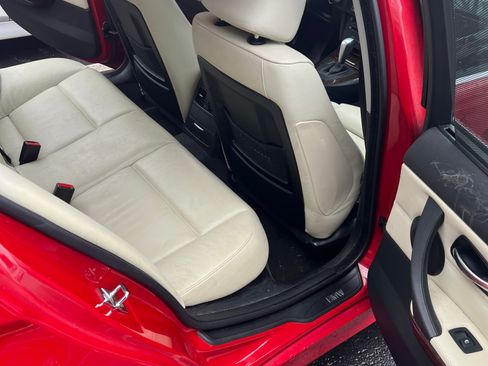 Used 2008 BMW 335xi Sedan image 4