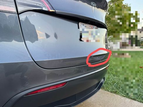 Used 2023 Tesla Model Y Long Range image 9