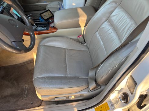 Used 1998 Lexus GS 300 300 Sedan 4D image 5