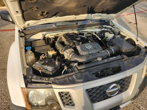 Used 2011 Nissan Xterra S image 10