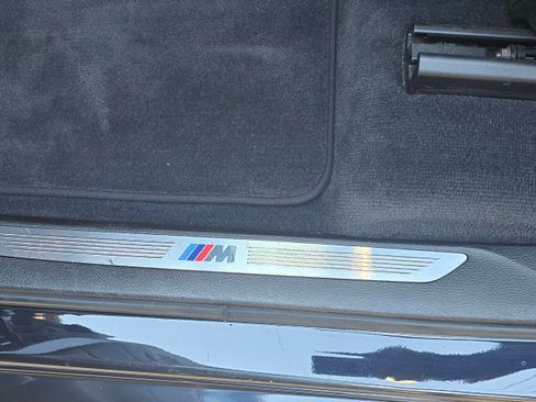 Used 2017 BMW X5 sDrive35i image 9