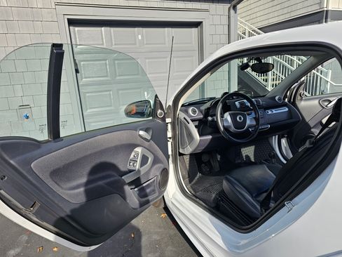 Used 2016 smart fortwo electric drive image 9