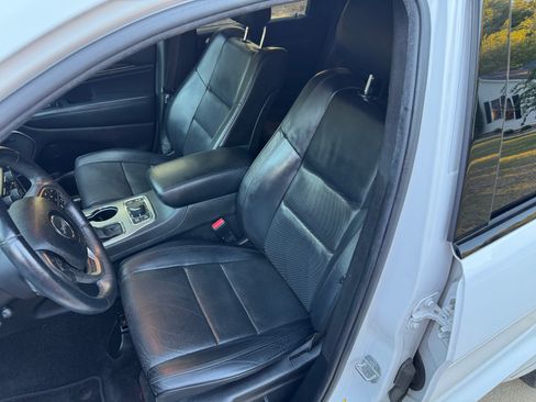 Used 2018 Jeep Grand Cherokee High Altitude AWD/4WD image 8