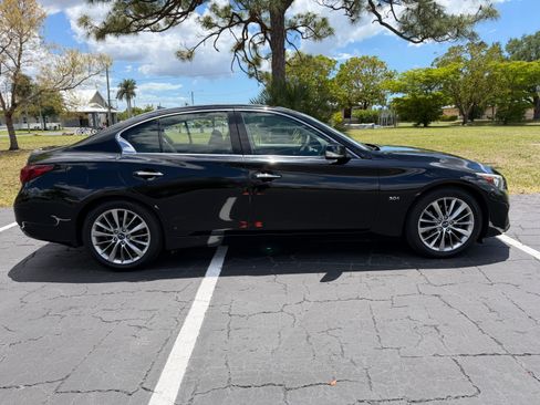 Used 2018 INFINITI Q50 Luxe image 11