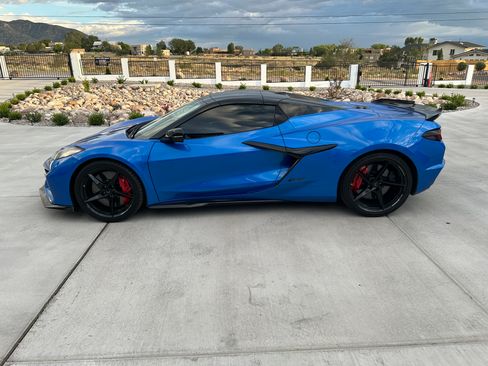 Used 2024 Chevrolet Corvette E-Ray w/ ZER Performance Package AWD/4WD image 25