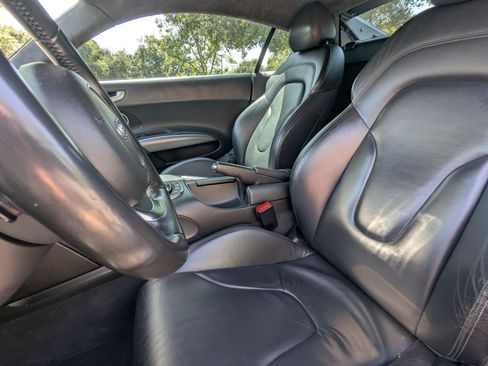 Used 2009 Audi R8 V8 image 10