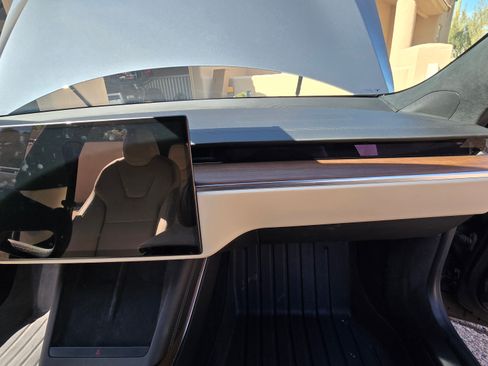 Used 2022 Tesla Model S Standard Range image 21