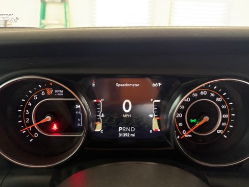 Used 2021 Jeep Gladiator Overland w/ Popular Equipment Package image 20