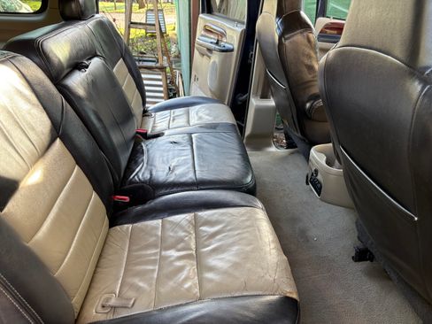 Used 2005 Ford Excursion Eddie Bauer image 14