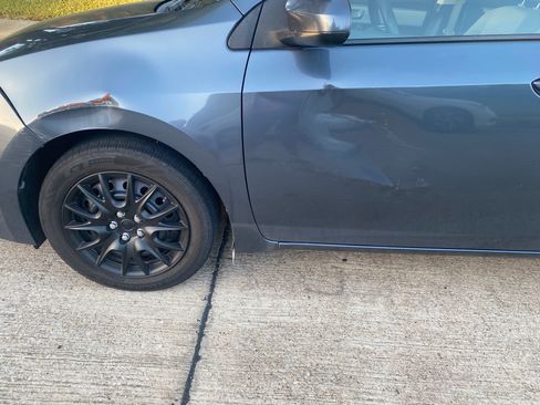 Used 2014 Toyota Corolla LE image 6