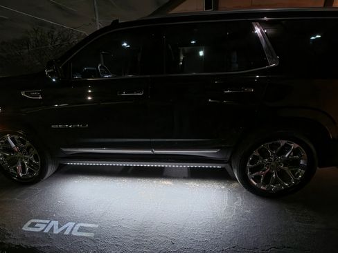 Used 2023 GMC Yukon Denali w/ Denali Reserve Package AWD/4WD image 25