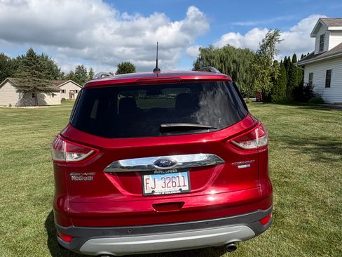 Used 2016 Ford Escape Titanium w/ Equipment Group 301A AWD/4WD image 12